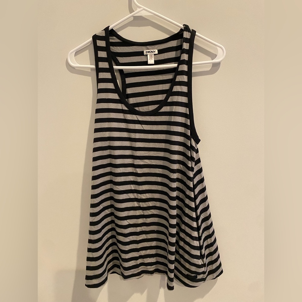 DKNY TOP